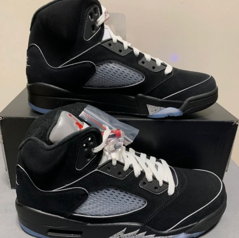 Jordan 5 Retro OG Black Metallic Reimagined